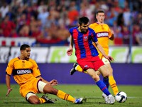 /album/f-c-steaua-bucuresti/steaua-motherwell-centru-jpg/